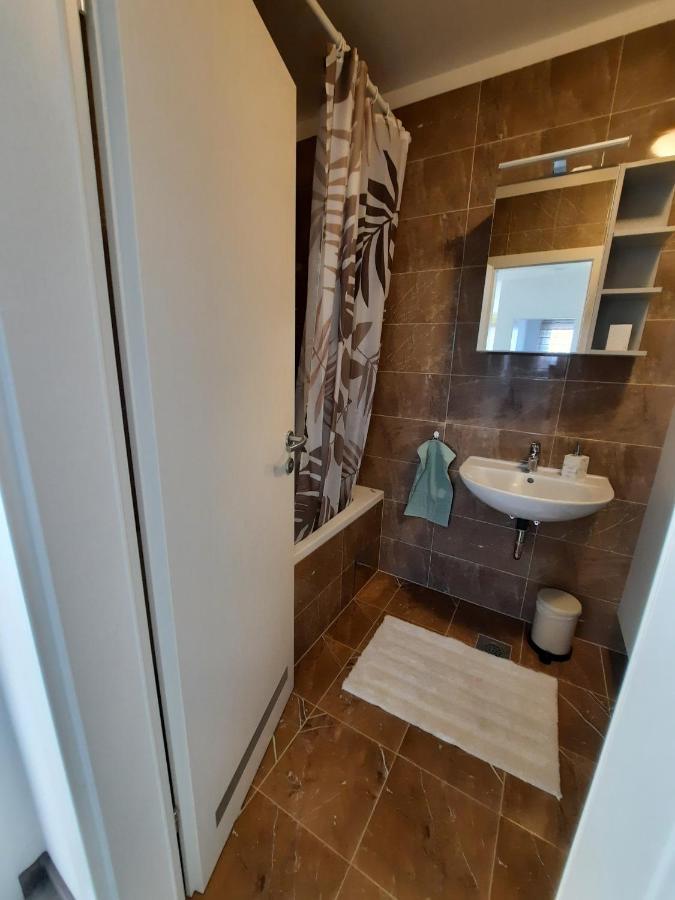 Apartment Mrvica Near The Zagreb Airport Velika Gorica Ngoại thất bức ảnh