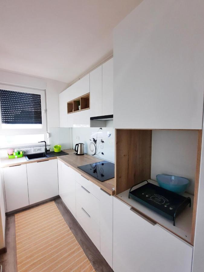 Apartment Mrvica Near The Zagreb Airport Velika Gorica Ngoại thất bức ảnh