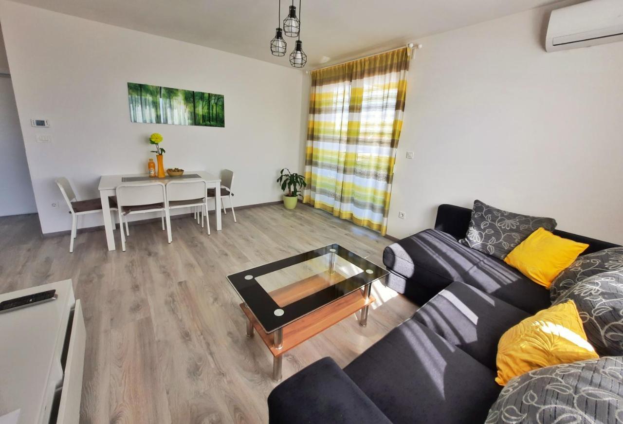Apartment Mrvica Near The Zagreb Airport Velika Gorica Ngoại thất bức ảnh