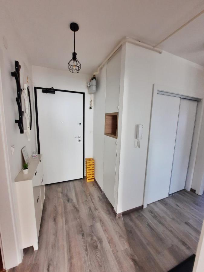 Apartment Mrvica Near The Zagreb Airport Velika Gorica Ngoại thất bức ảnh