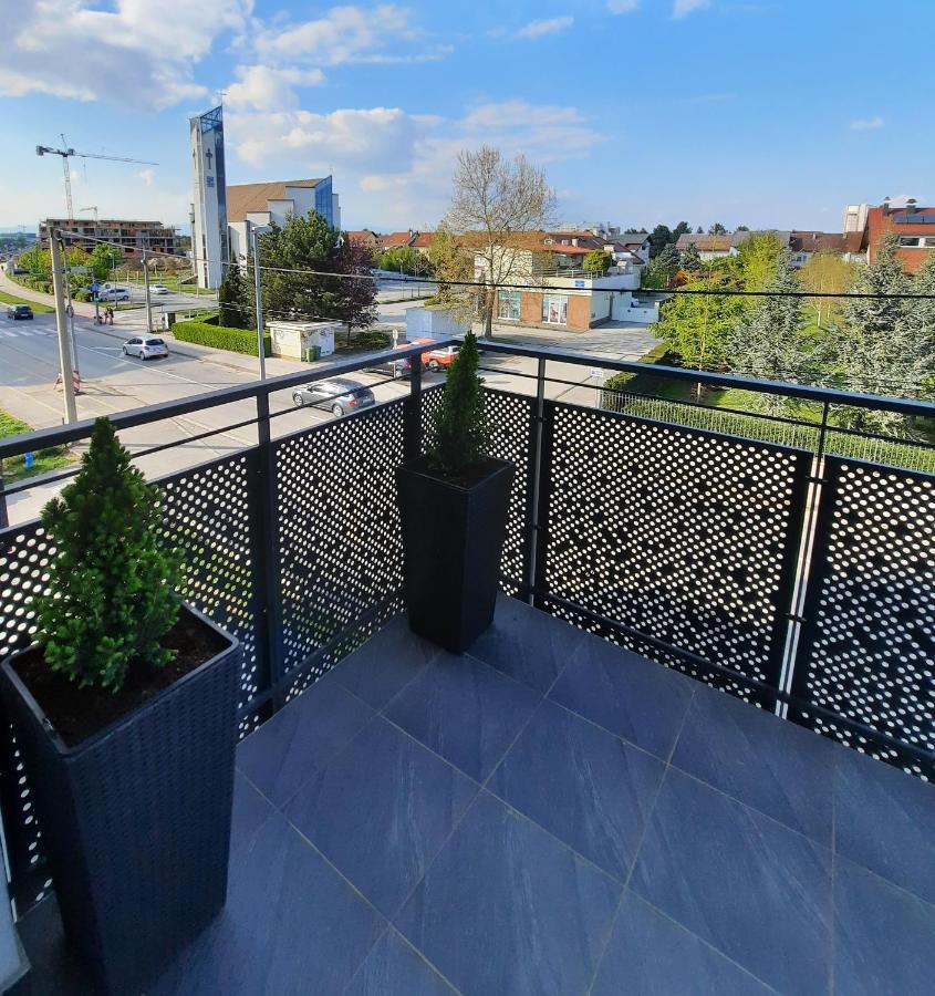 Apartment Mrvica Near The Zagreb Airport Velika Gorica Ngoại thất bức ảnh
